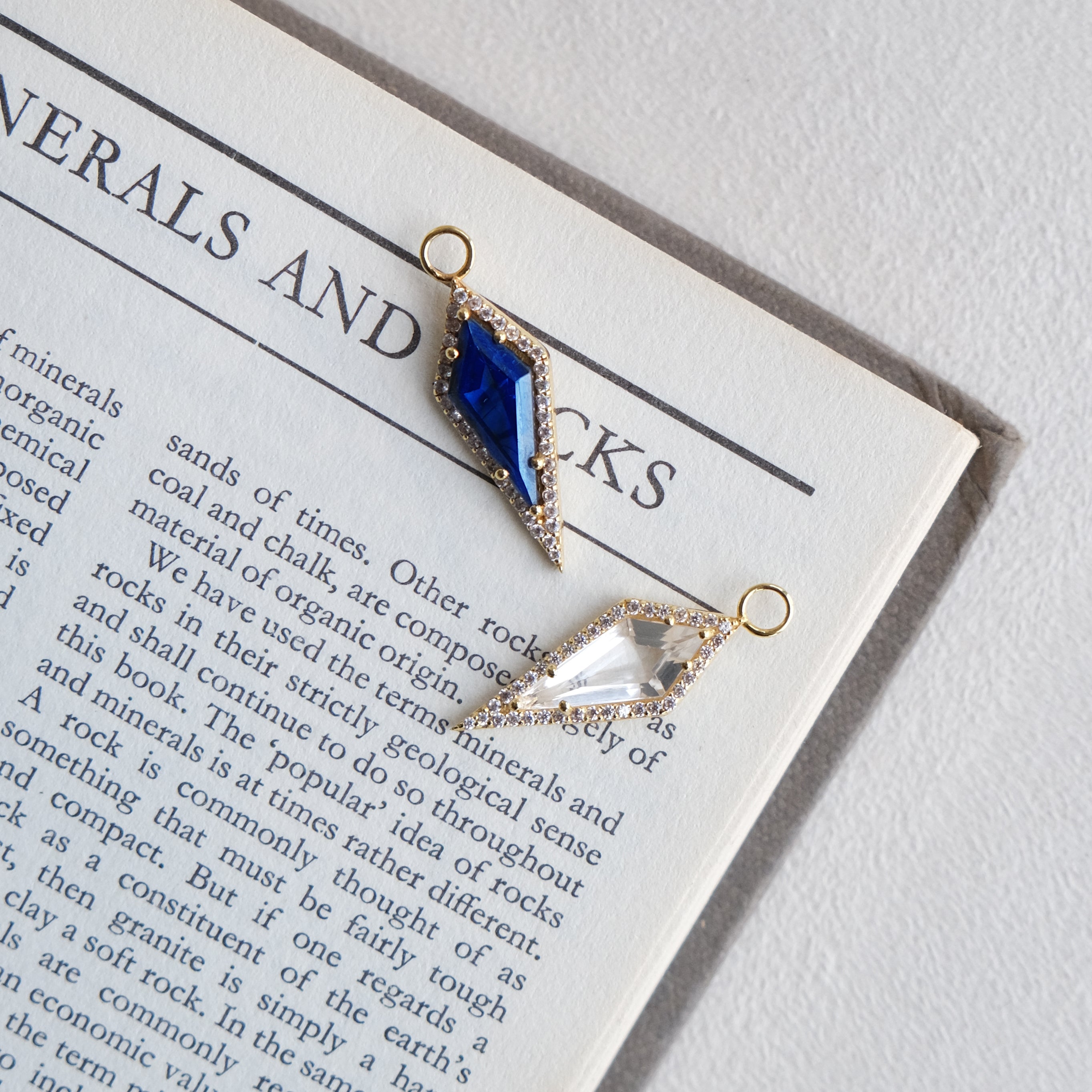 AURA Sapphire Pavé Kite Charm