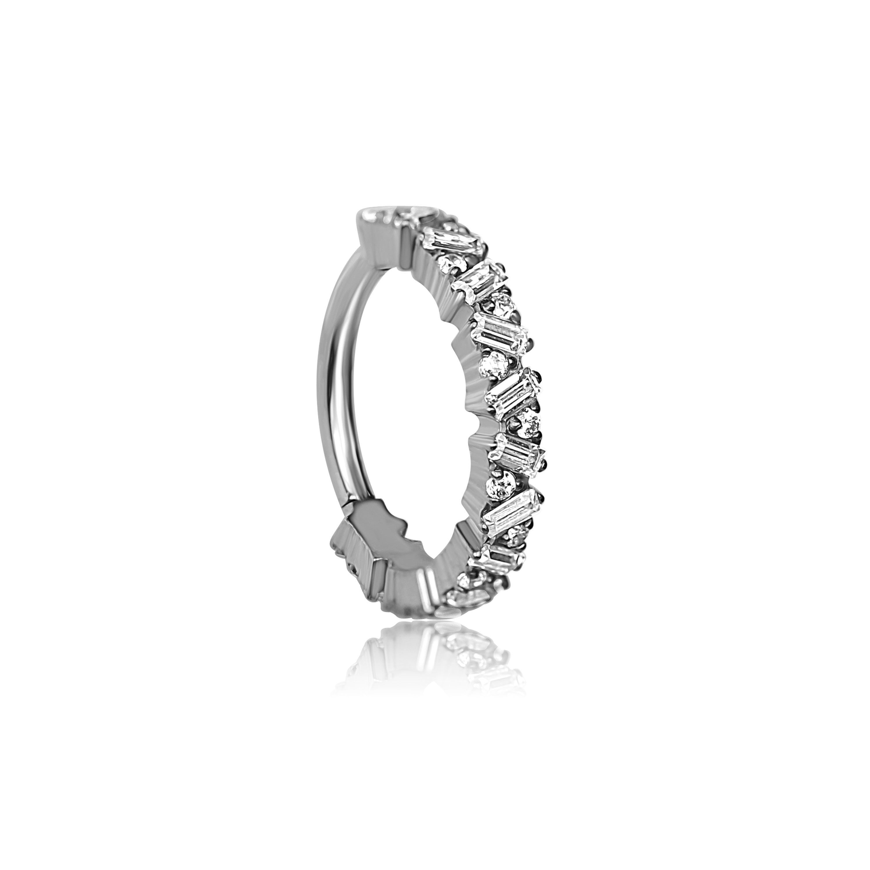 ESME Scattered Crystal Conch Hoop