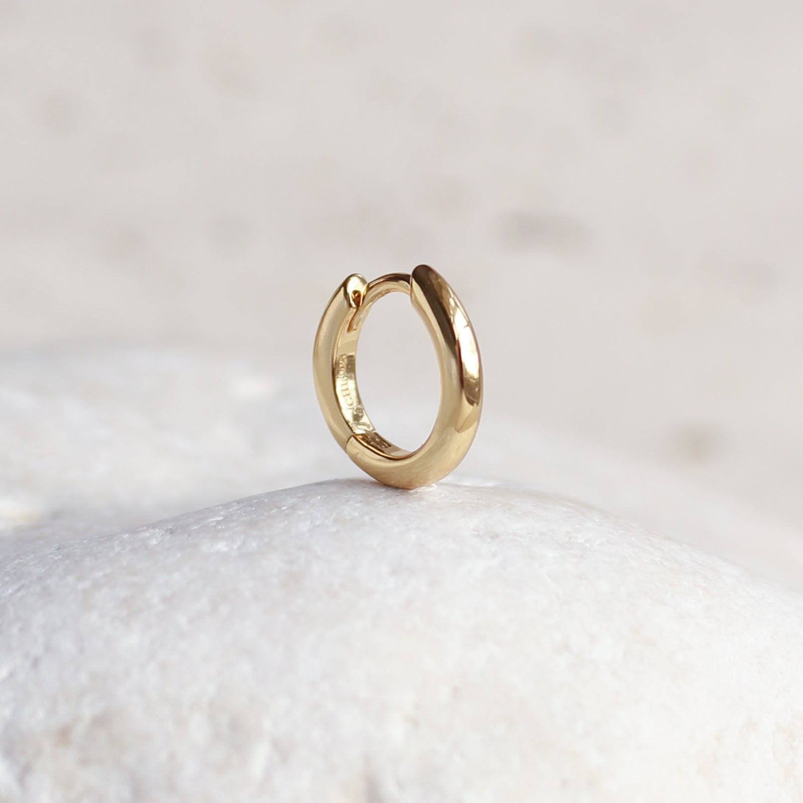 Classic Huggie Hoop - 925 Sterling Silver - 8mm