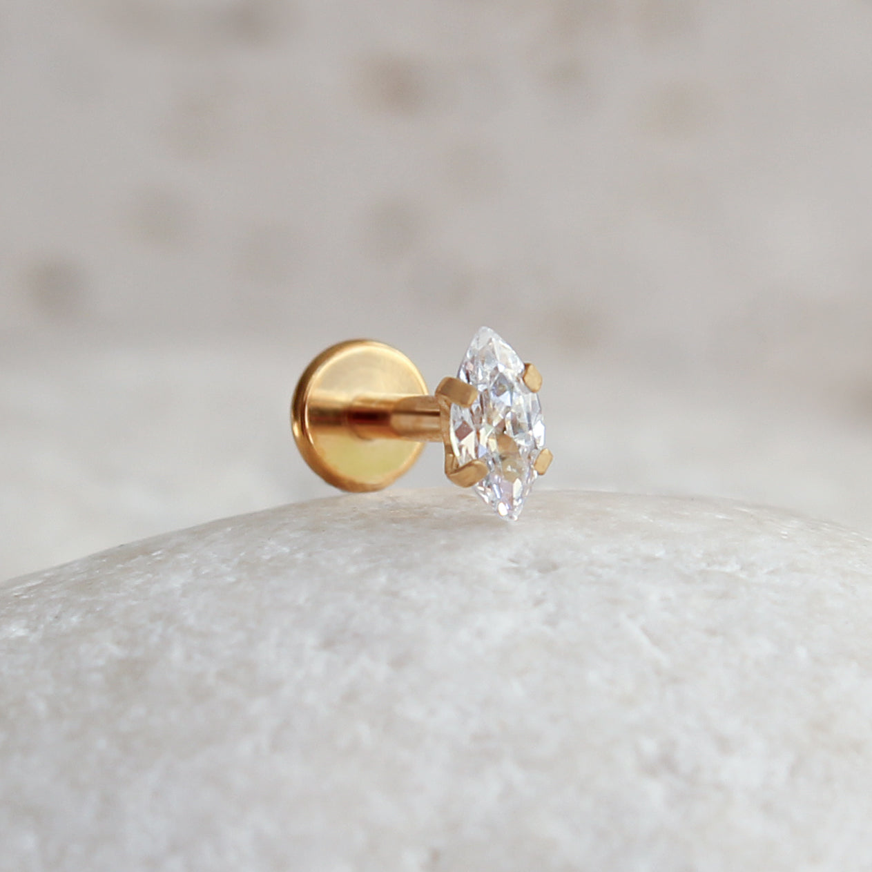 Marquise Solitaire Cartilage Stud | Threadless | 16g | ASTM F136 Titanium | Hypoallergenic