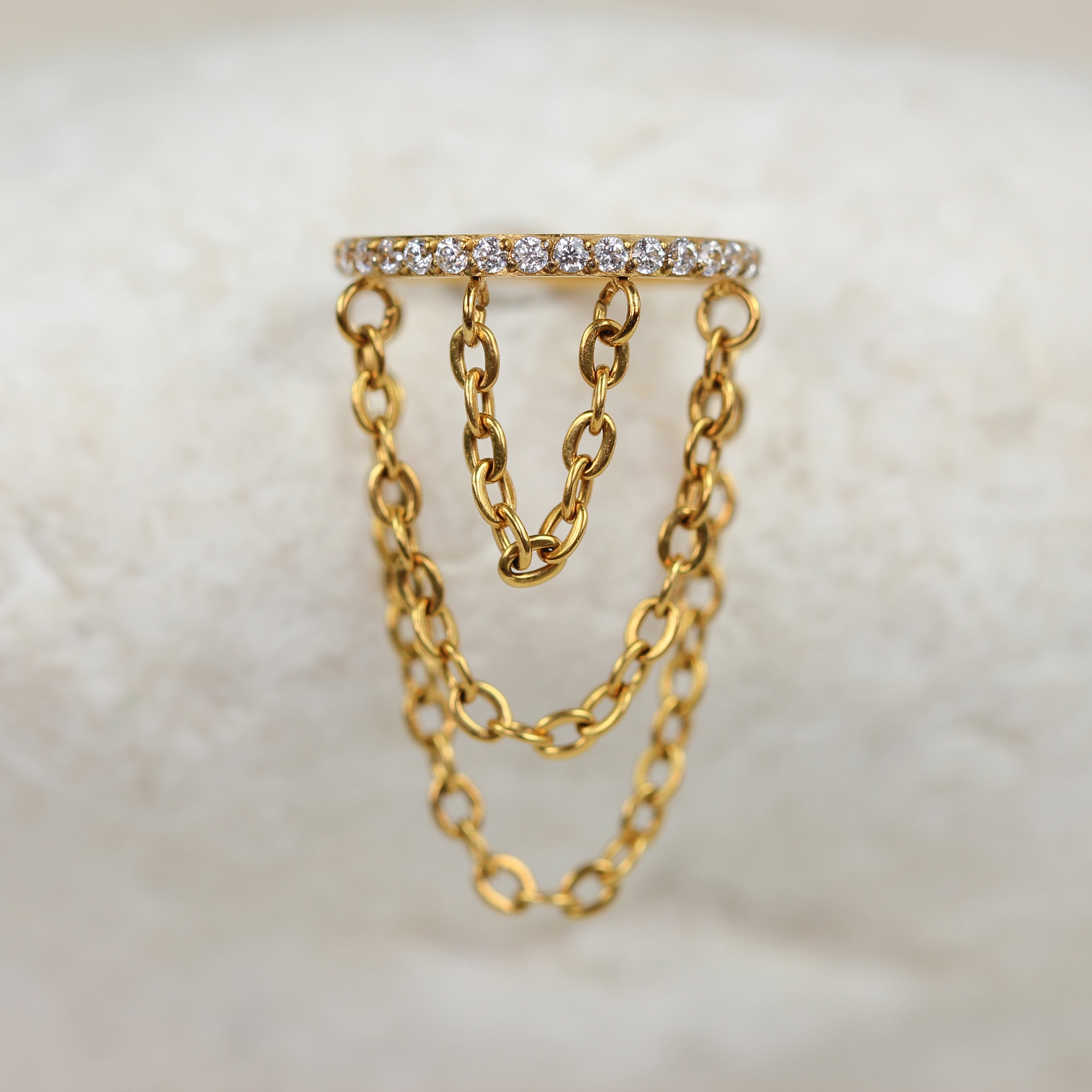 Layered Chain Conch Hoop | ASTM F136 Titanium | 16g | Hypoallergenic