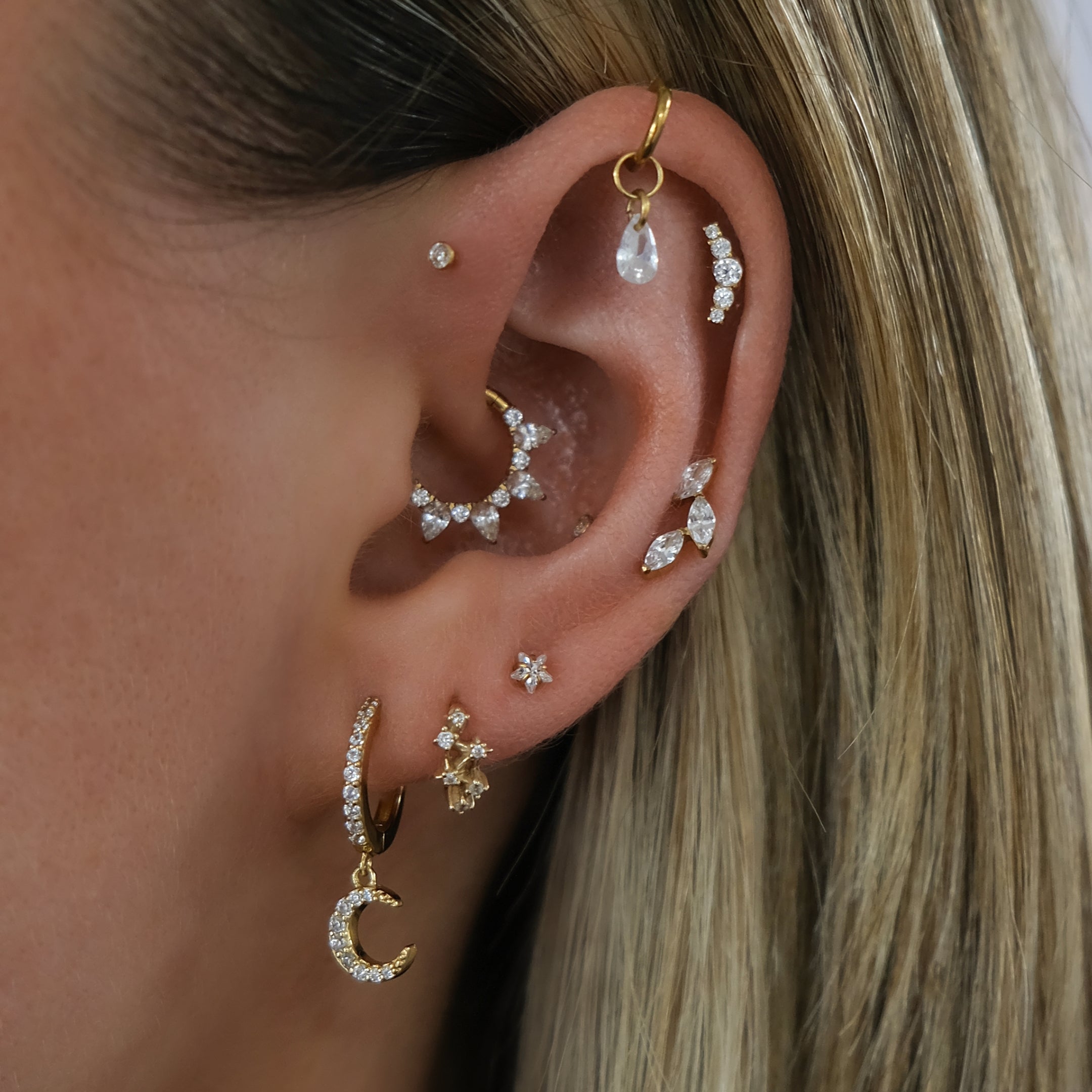 Crystal Star Flat Back Labret Stud Earring Internally Threaded