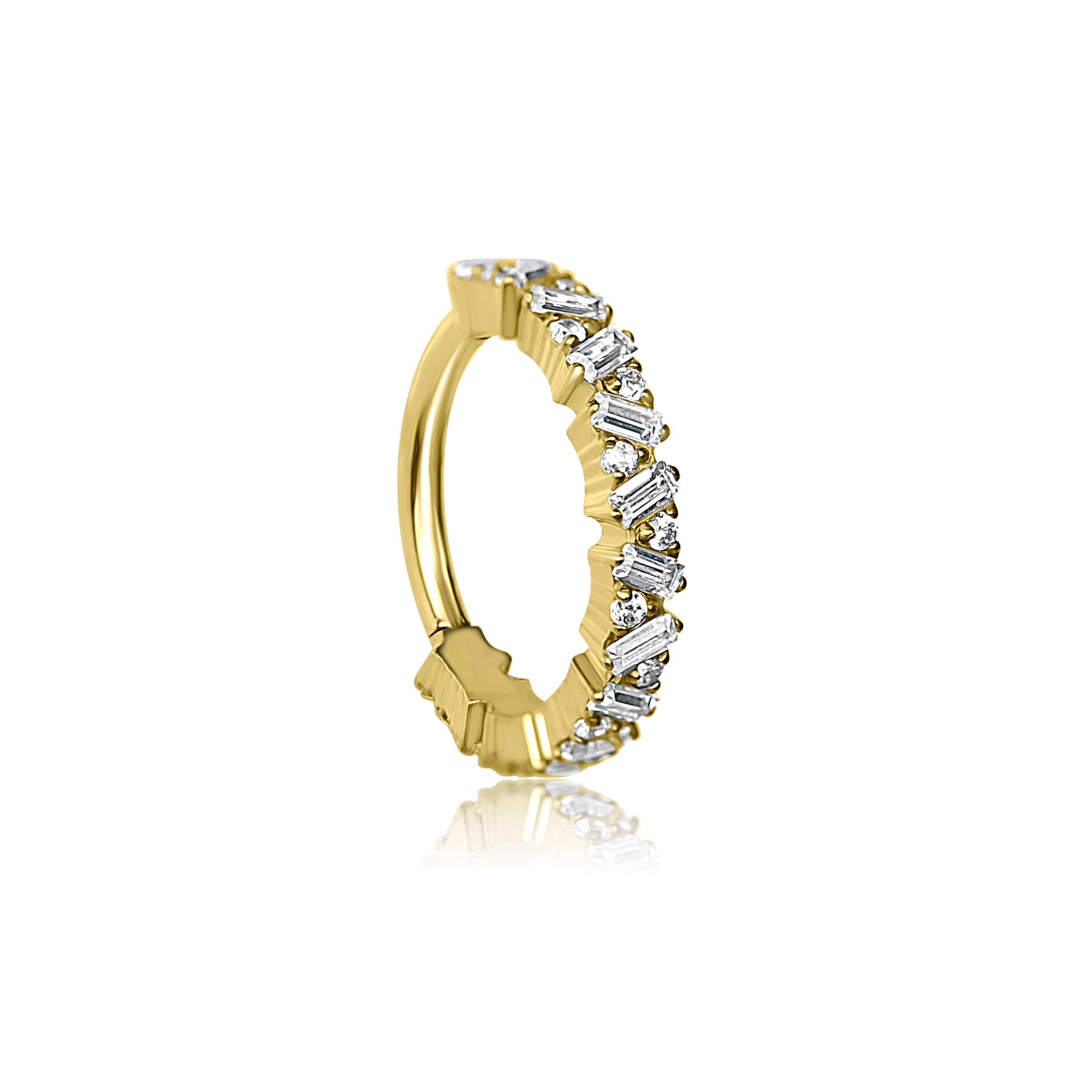 ESME Scattered Crystal Conch Hoop