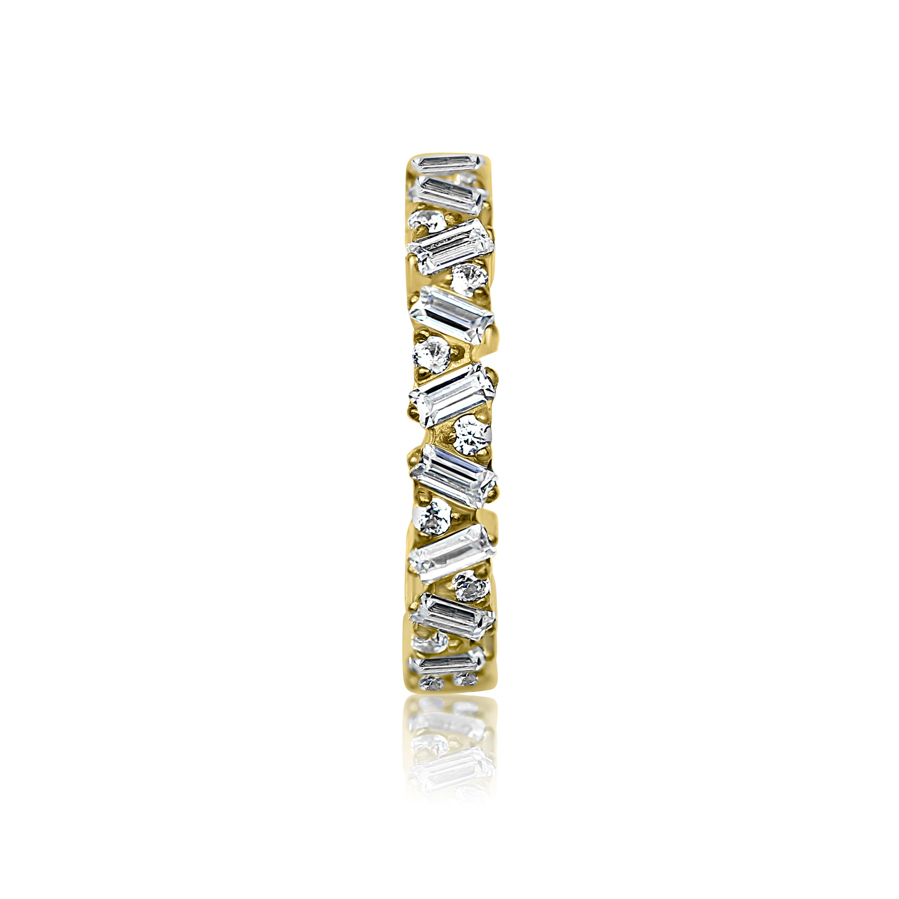 ESME Scattered Crystal Conch Hoop