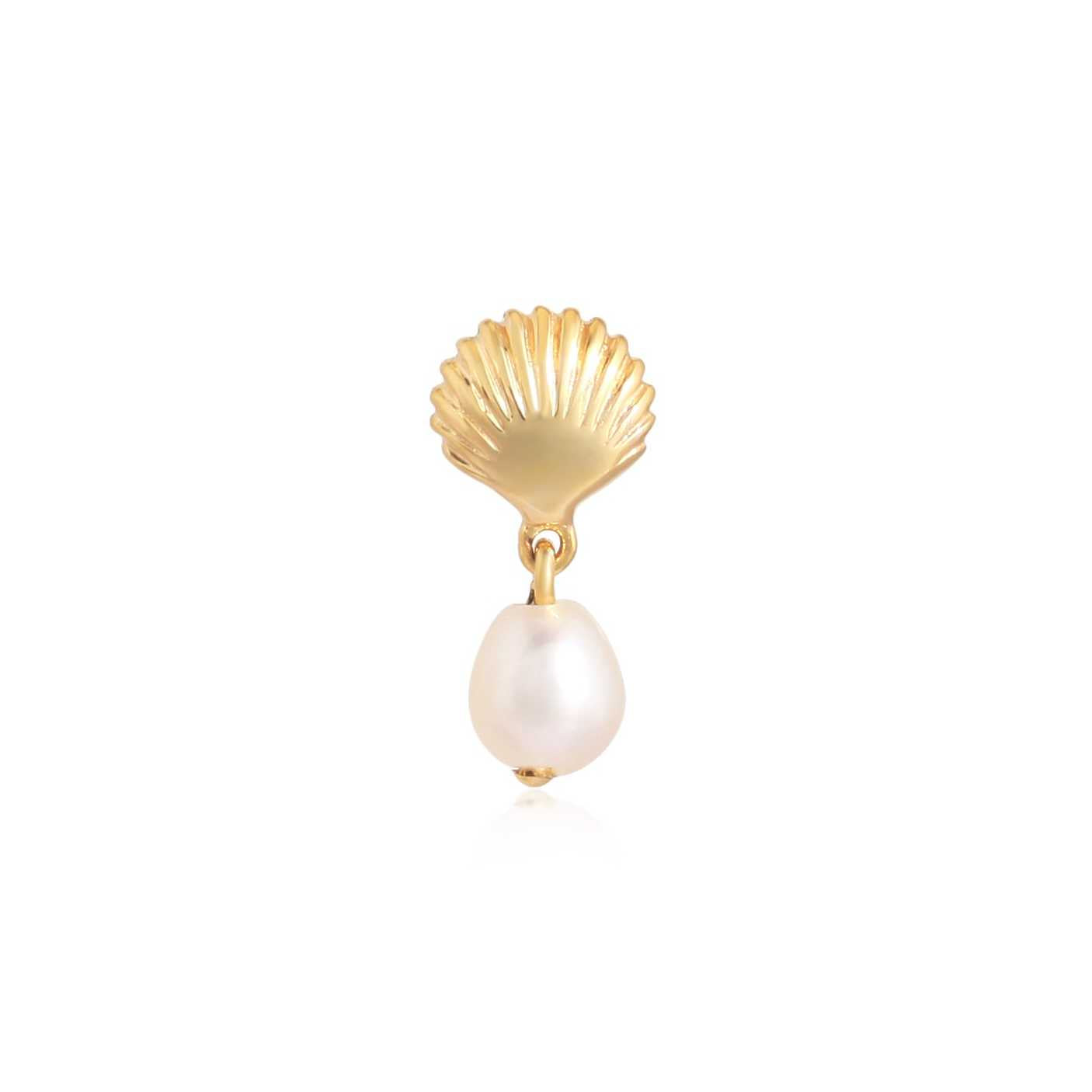 Explore the elegance of Crystal Heaven London's MILOS Cartilage Stud, a limited edition 14K Yellow Gold earring featuring a gold shell design and paired with a dangling white pearl.