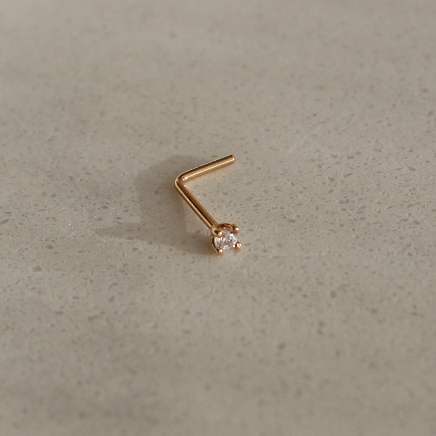 Solitaire hot sale nose pin