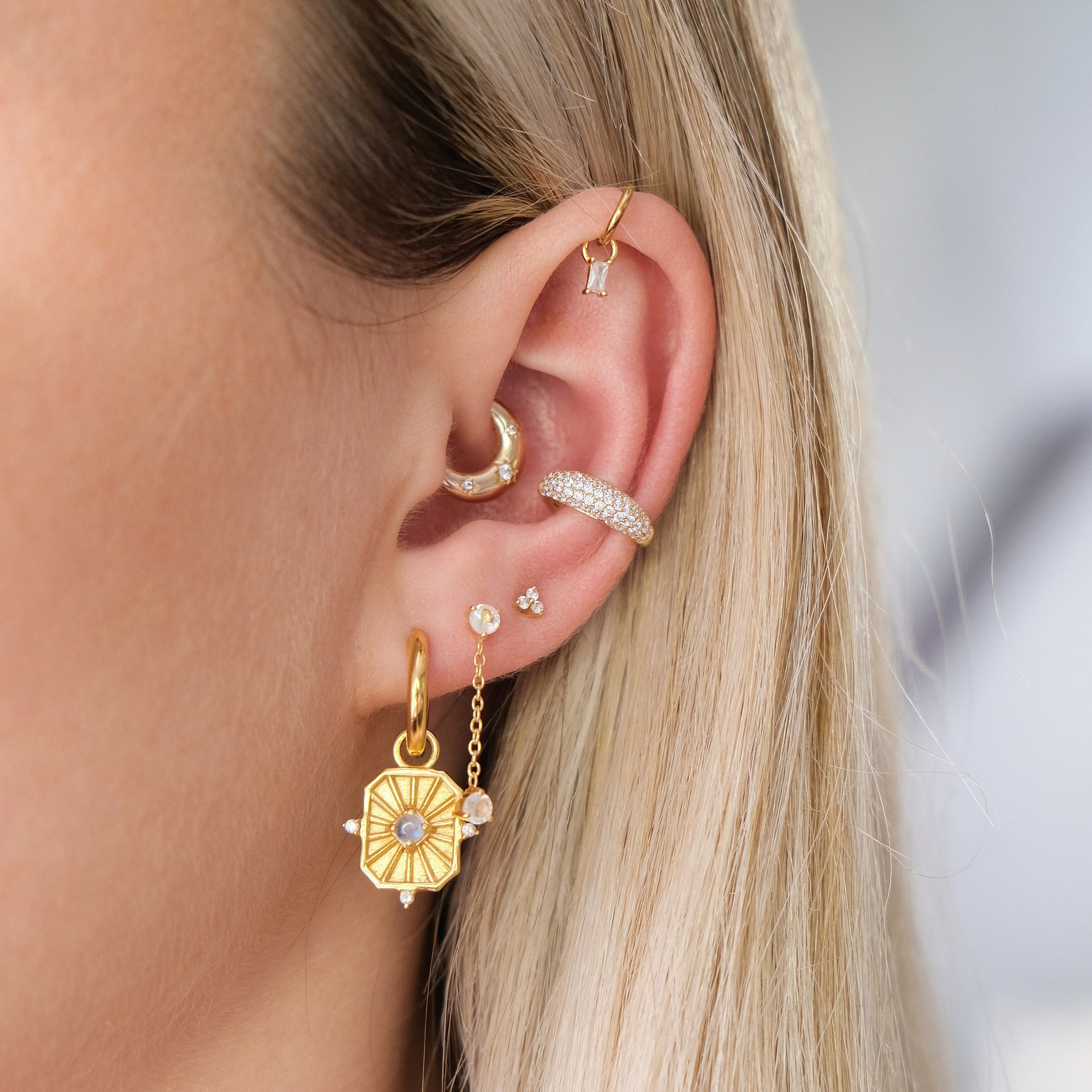 14K Solid Gold Pavé Conch Piercing Hoop